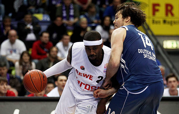 门展开自由 门展开自由