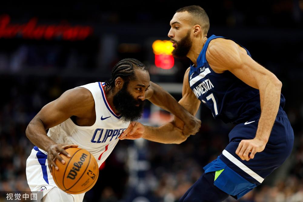 随后在禁区 随后在禁区