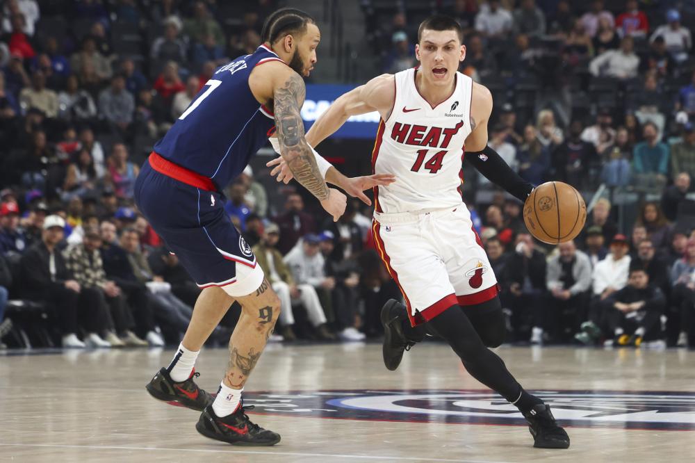 亚历山大 亚历山大